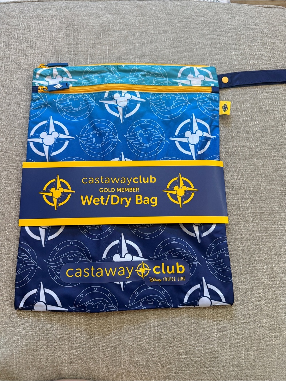Disney Castaway Club Blue & Teal Wet/Dry Travel Pouch